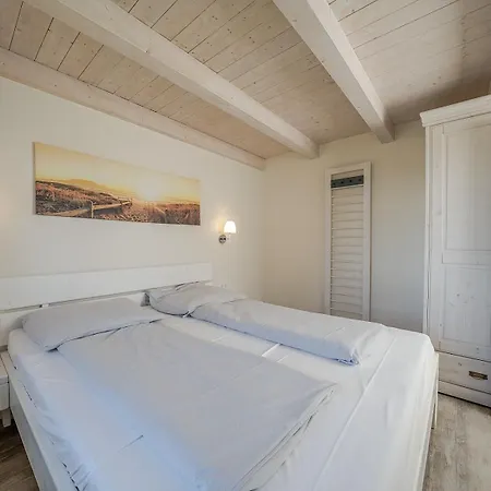 Charlie Mit Terrasse Und Kamin * Dagebüll